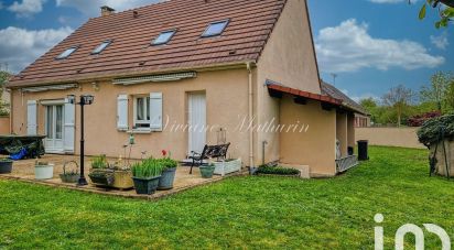 Traditional house 6 rooms of 122 m² in Le Mesnil-Aubry (95720)
