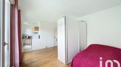 Studio 1 room of 29 m² in Maisons-Alfort (94700)