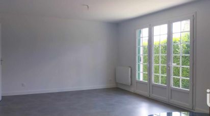 House 4 rooms of 84 m² in Nogent-le-Rotrou (28400)