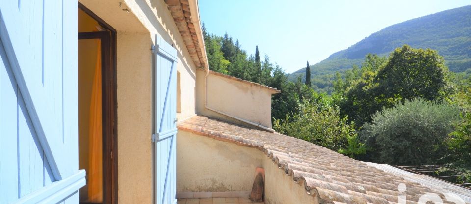 Traditional house 4 rooms of 141 m² in Tourrettes-sur-Loup (06140)
