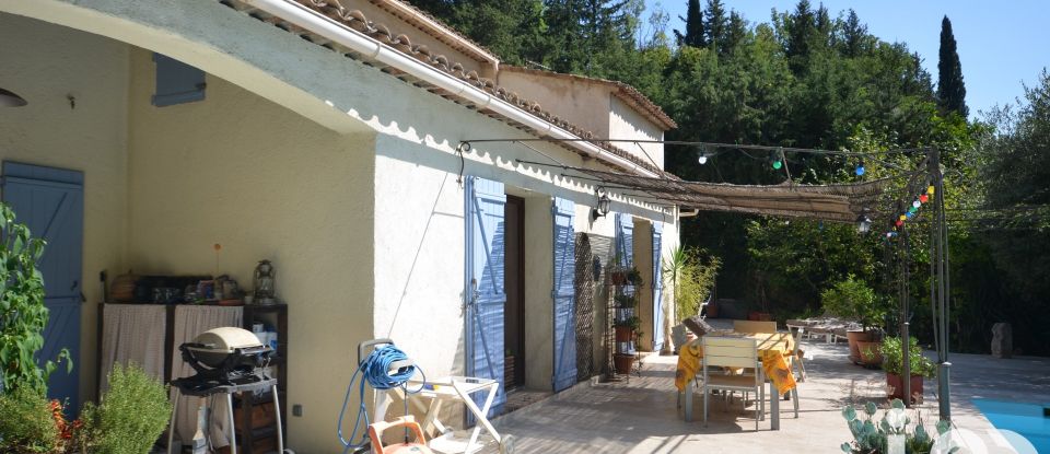 Maison traditionnelle 4 pièces de 141 m² à Tourrettes-sur-Loup (06140)