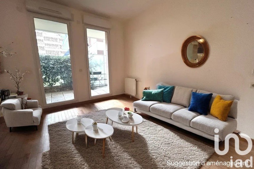 Apartment 3 rooms of 67 m² in Vélizy-Villacoublay (78140)