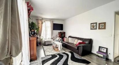 Apartment 3 rooms of 65 m² in Moissy-Cramayel (77550)