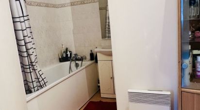 Apartment 3 rooms of 65 m² in Moissy-Cramayel (77550)