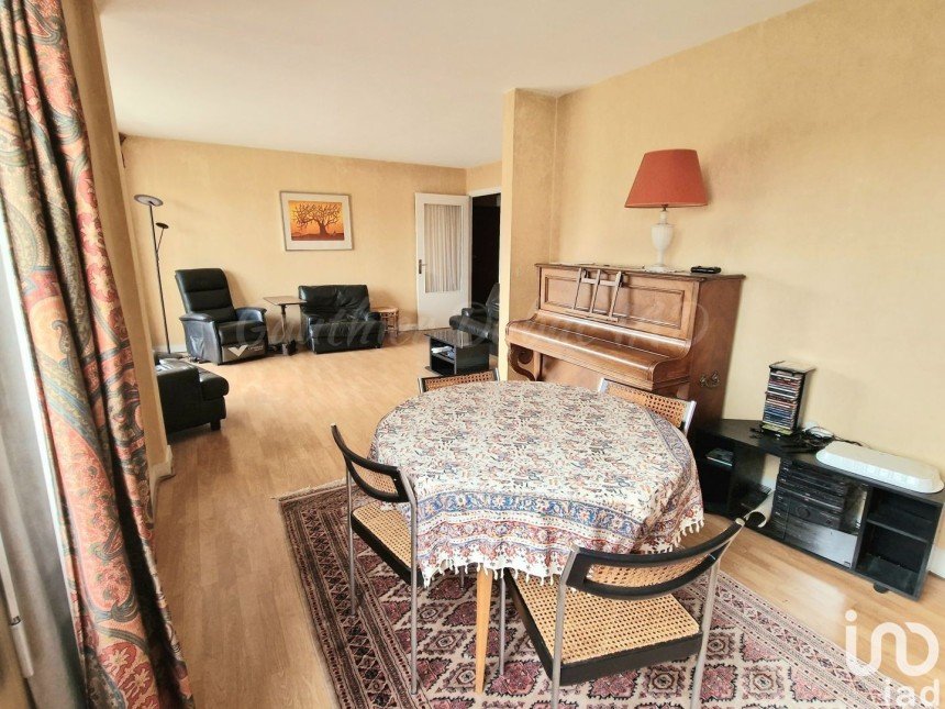 Appartement 5 pièces de 98 m² à Palaiseau (91120)