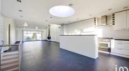 Maison 6 pièces de 209 m² à Rosny-sous-Bois (93110)