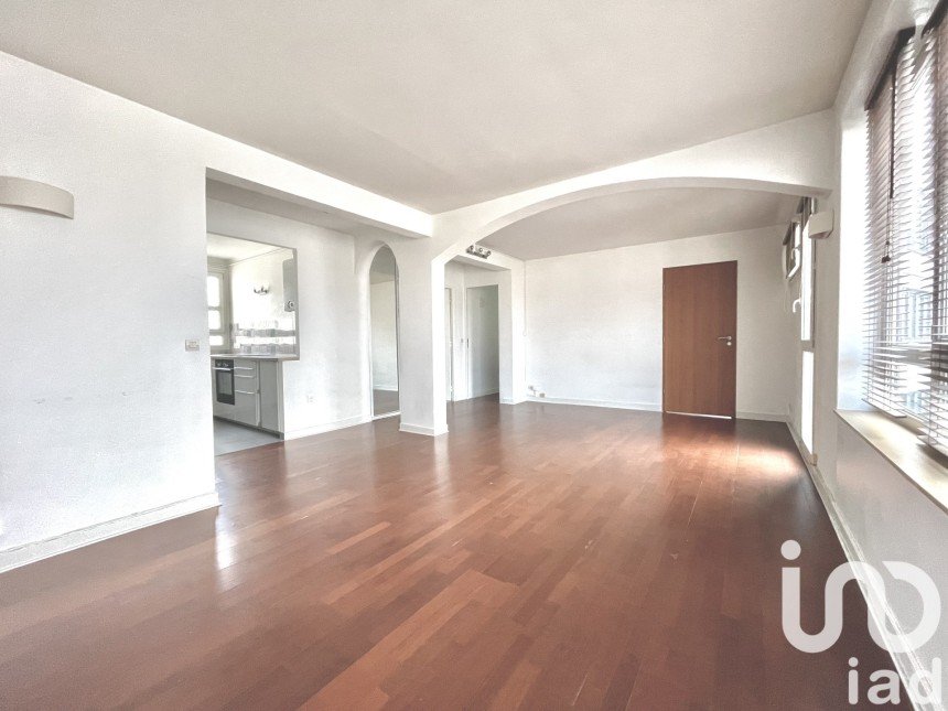 Apartment 4 rooms of 72 m² in Montrouge (92120)