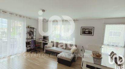 Appartement 3 pièces de 64 m² à Romainville (93230)