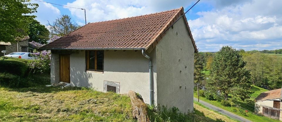 Maison traditionnelle 3 pièces de 65 m² à Bazelat (23160)