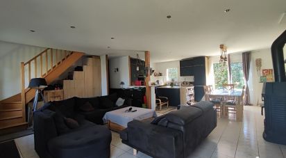 Maison 7 pièces de 166 m² à Bain-de-Bretagne (35470)
