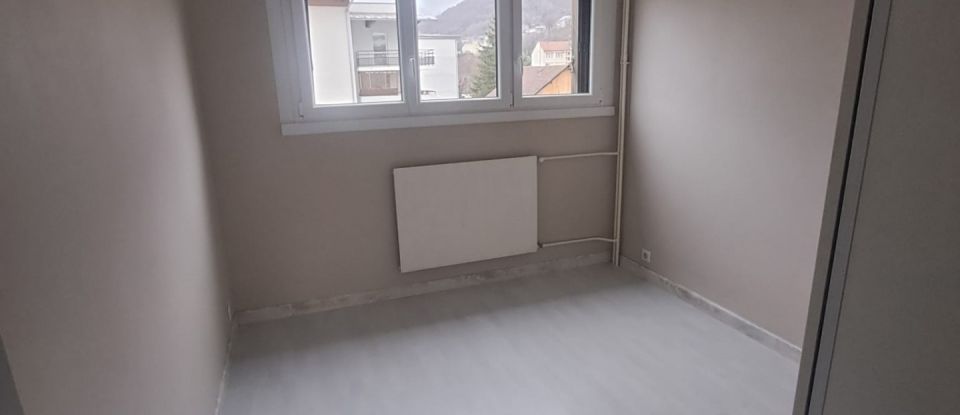 Apartment 3 rooms of 76 m² in Albertville (73200)