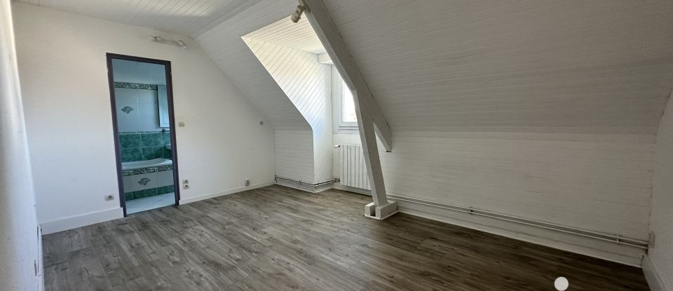 Maison traditionnelle 6 pièces de 179 m² à Sainte-Luce-sur-Loire (44980)