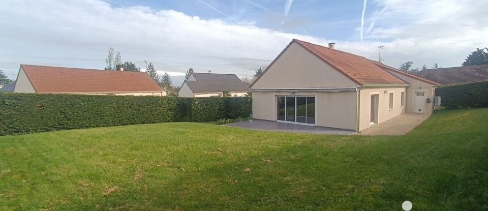 Pavillon 5 pièces de 107 m² à Saint-Maur (36250)