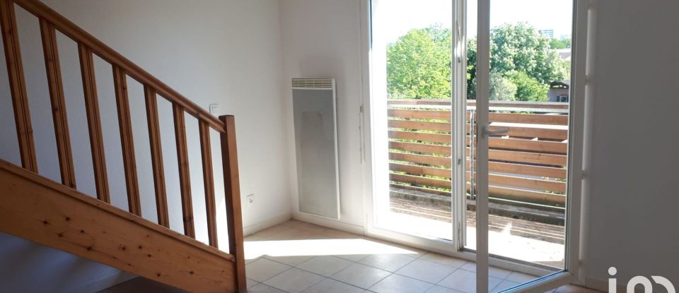 Apartment 3 rooms of 67 m² in Bègles (33130)