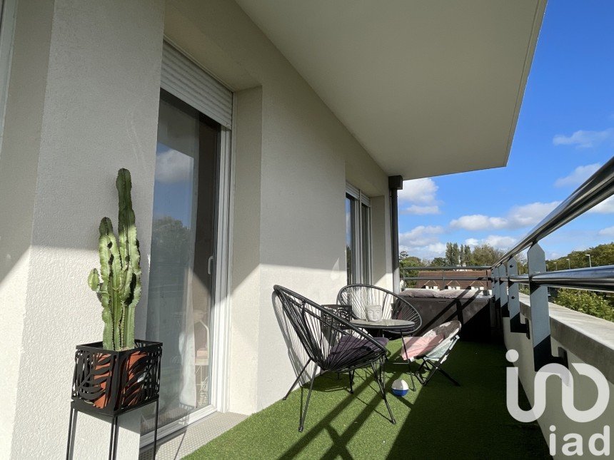Apartment 4 rooms of 79 m² in Neuilly-sur-Marne (93330)