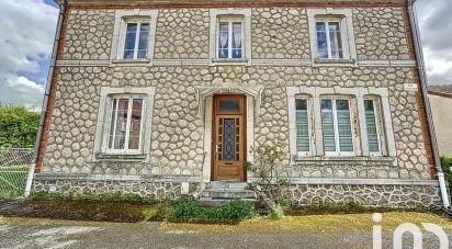 Country house 5 rooms of 163 m² in Ville-sur-Tourbe (51800)