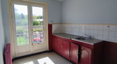 Traditional house 5 rooms of 96 m² in Saint-Michel-sur-Ternoise (62130)