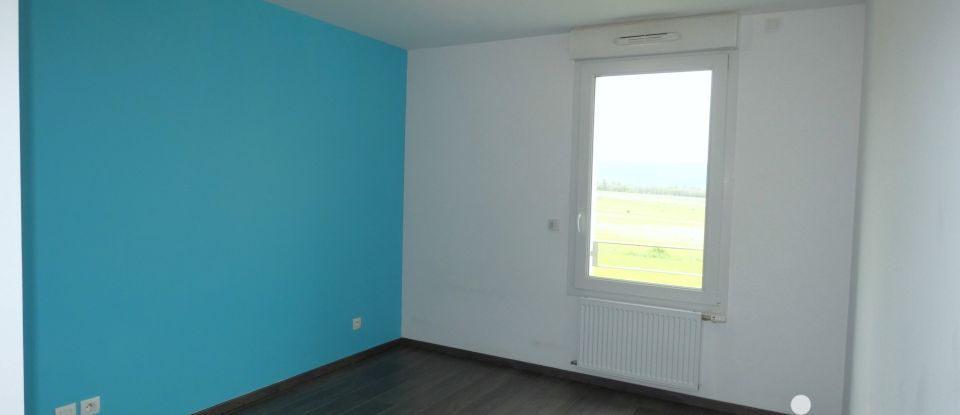 Apartment 3 rooms of 66 m² in Viry (74580)