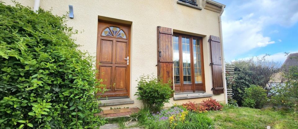 Maison 7 pièces de 135 m² à Montlhéry (91310)