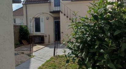 House 3 rooms of 54 m² in Yzeure (03400)