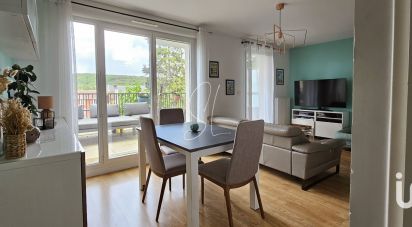 Apartment 3 rooms of 61 m² in Igny (91430)