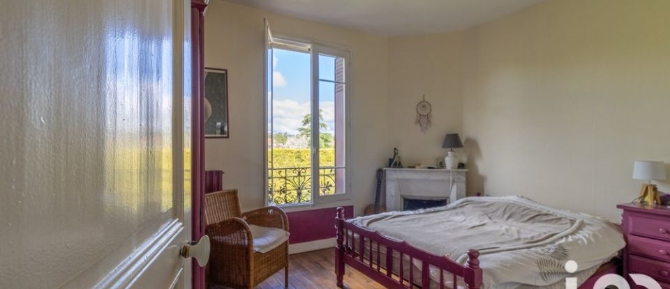 House 7 rooms of 105 m² in Meulan-en-Yvelines (78250)