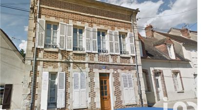 House 6 rooms of 155 m² in Villeneuve-sur-Yonne (89500)