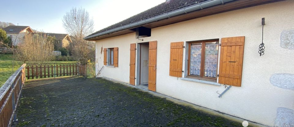 House 6 rooms of 157 m² in Yenne (73170)