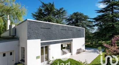 Maison traditionnelle 7 pièces de 285 m² à Auzeville-Tolosane (31320)