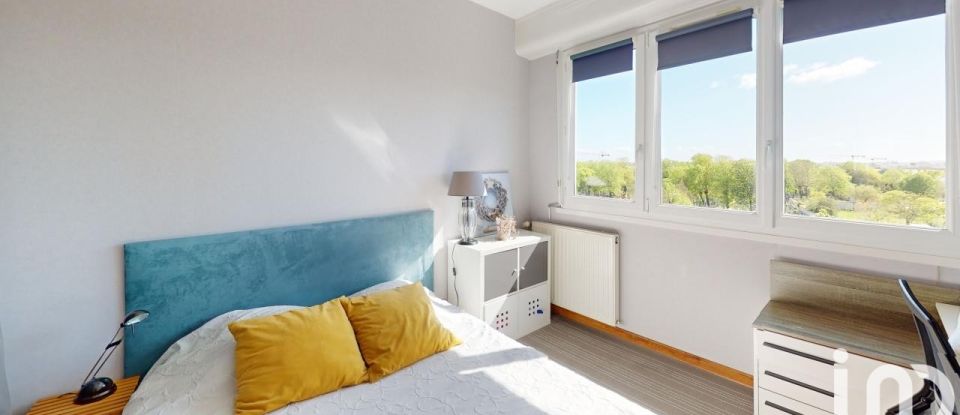 Appartement 5 pièces de 98 m² à La Rochelle (17000)