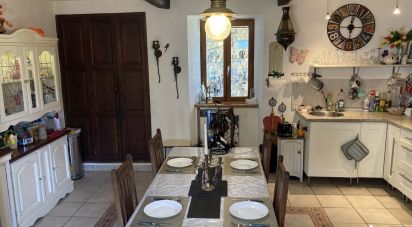 Country house 6 rooms of 160 m² in Mazerolles (65220)