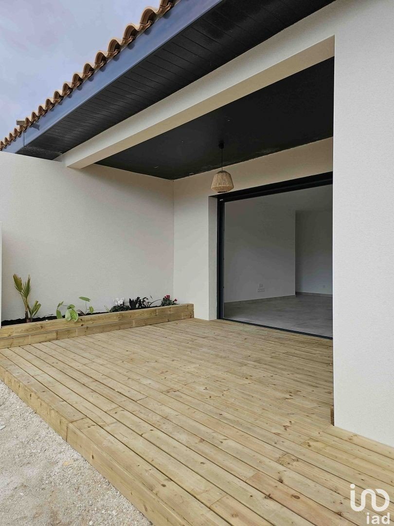 House 4 rooms of 112 m² in Sallèles-d'Aude (11590)