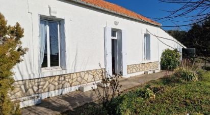 House 5 rooms of 136 m² in Marennes (17320)