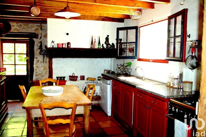 House 5 rooms of 145 m² in Préchac (33730)