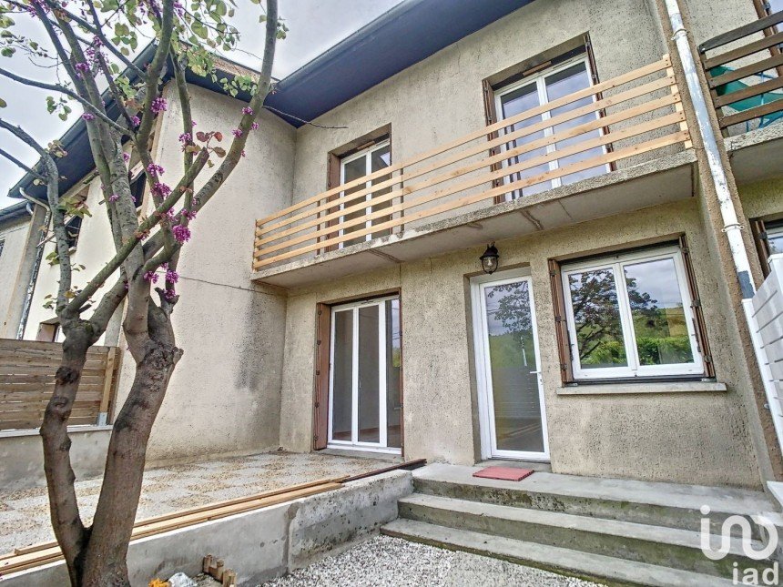 Maison 3 pièces de 71 m² à Sablons (38550)