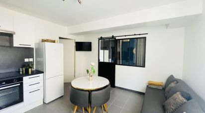 Apartment 2 rooms of 30 m² in L'ESTAQUE (13016)