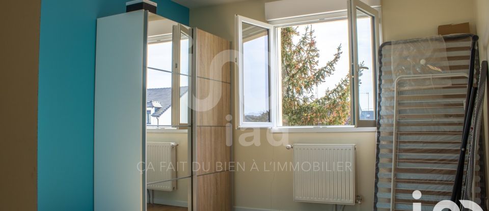 House 7 rooms of 146 m² in Mantes-la-Ville (78711)