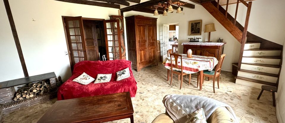 Longere 5 rooms of 146 m² in Couargues (18300)