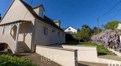 House 6 rooms of 144 m² in Aubergenville (78410)