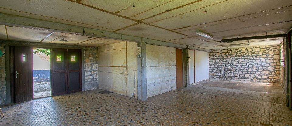 Maison 5 pièces de 90 m² à Cosnac (19360)