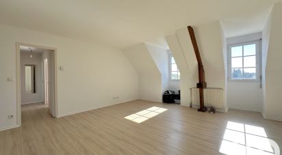 Apartment 4 rooms of 91 m² in Senlis (60300)