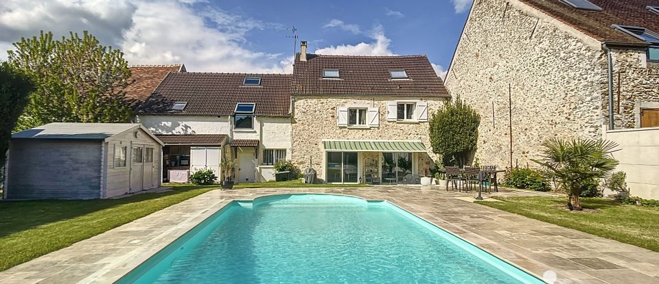 House 8 rooms of 220 m² in La Celle-sur-Morin (77515)