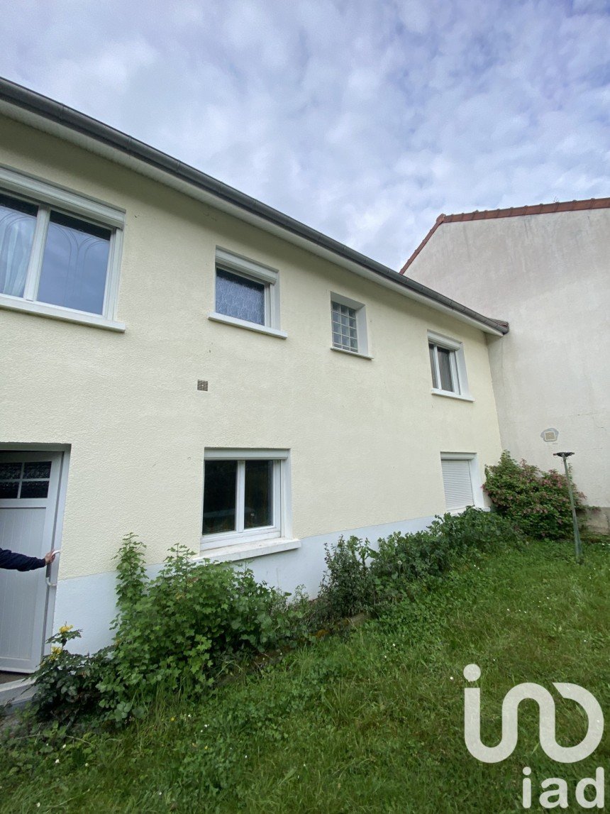 Town house 4 rooms of 129 m² in Limoges (87000)