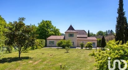 Maison traditionnelle 5 pièces de 169 m² à Carsac-Aillac (24200)