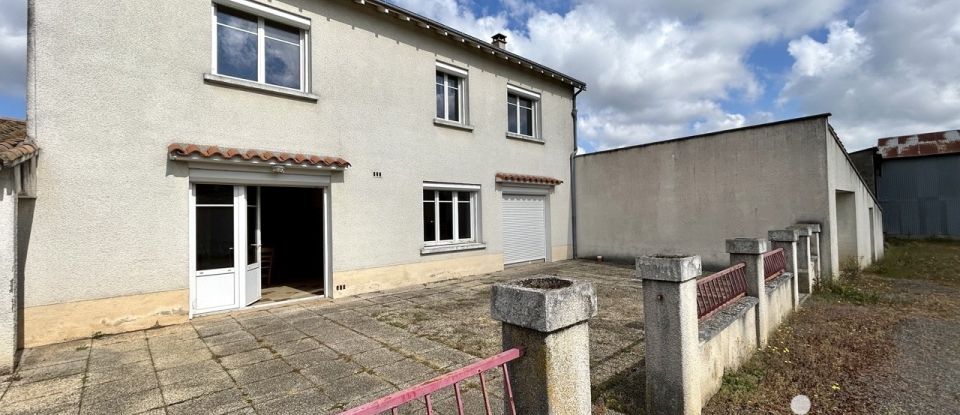 House 8 rooms of 152 m² in Saint-Varent (79330)