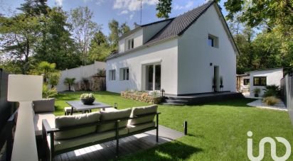 House 7 rooms of 167 m² in Palaiseau (91120)