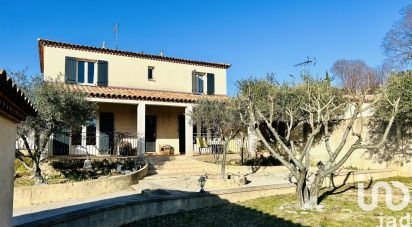 Traditional house 5 rooms of 178 m² in Collorgues (30190)
