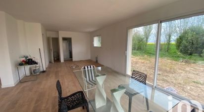 House 3 rooms of 76 m² in Marchéville (28120)