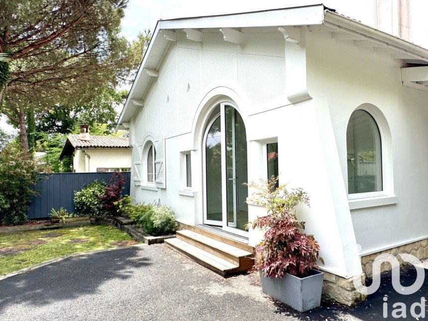 Maison traditionnelle 5 pièces de 135 m² à Andernos-les-Bains (33510)
