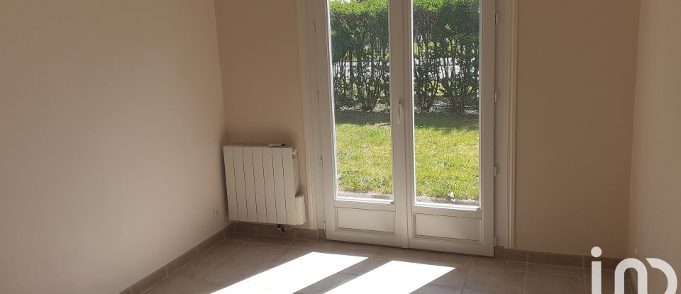 House 6 rooms of 142 m² in Chartres (28000)